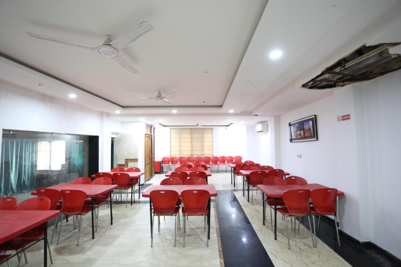 Hotel Sm Suits Near Delhi Airport-Unit By Grand Urban Luxury Нью-Дели Экстерьер фото
