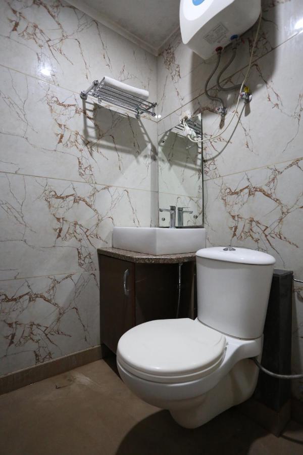 Hotel Sm Suits Near Delhi Airport-Unit By Grand Urban Luxury Нью-Дели Экстерьер фото